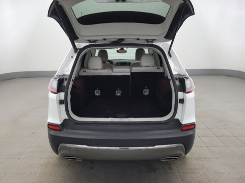 Used 2019 Jeep Cherokee Limited w/ Luxury Group image 29