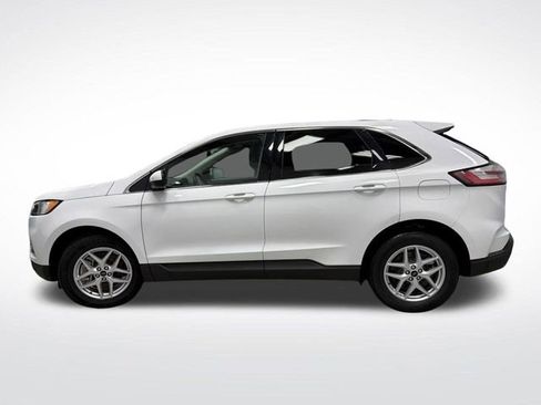 Used 2024 Ford Edge SEL image 11