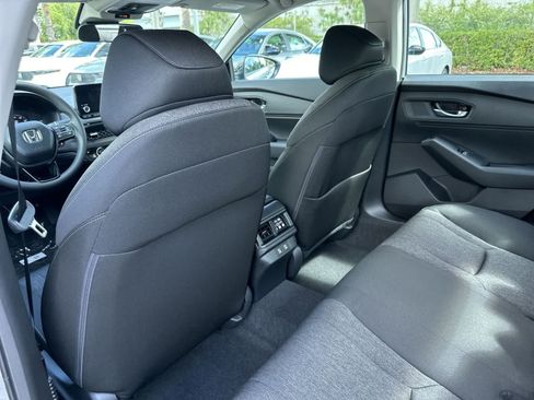 Used 2025 Honda Accord SE image 14