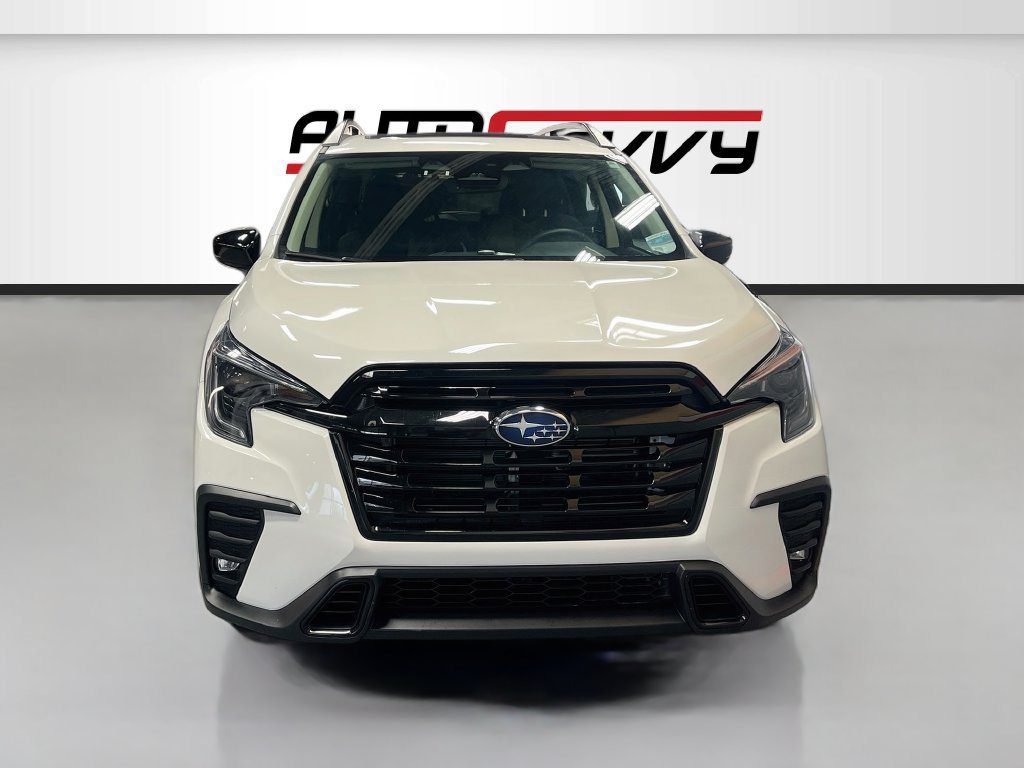 Used 2025 Subaru Ascent Onyx Edition AWD/4WD image 2