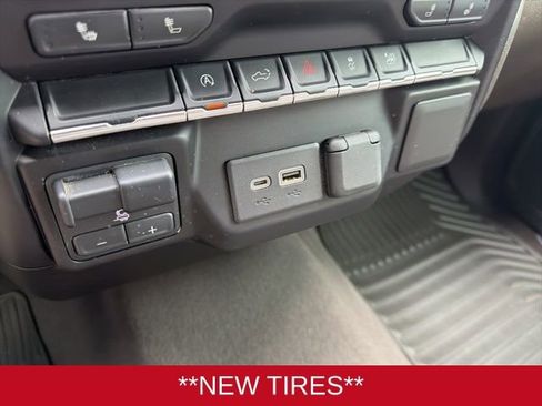 Used 2020 GMC Sierra 1500 SLE w/ SLE Value Package AWD/4WD image 20