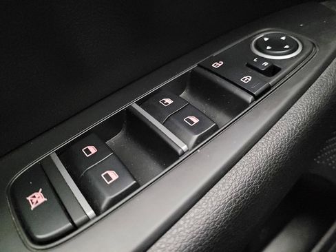 Used 2023 Kia Forte LXS w/ LXS Technology Package image 27