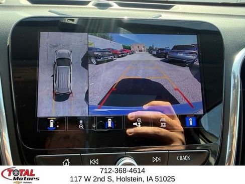 Used 2022 Chevrolet Equinox Premier AWD/4WD image 24