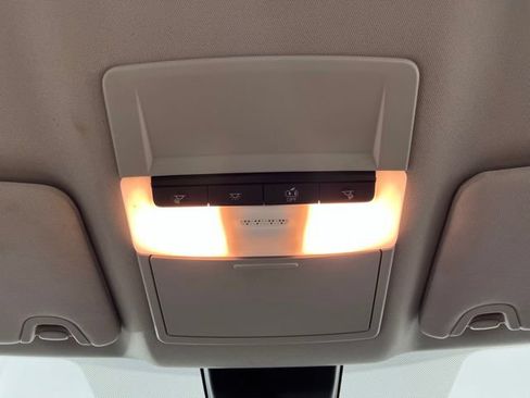 Used 2023 Nissan Altima 2.5 SR FWD image 33