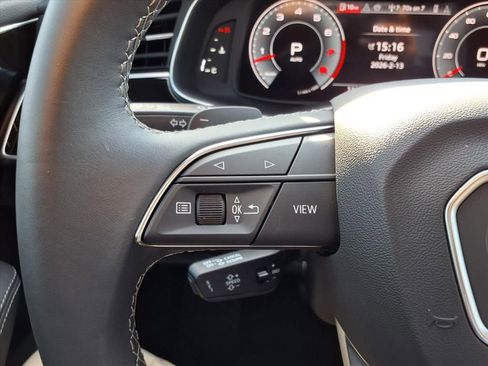 Used 2024 Audi Q8 Prestige image 18