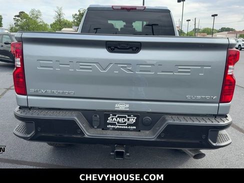New 2026 Chevrolet Silverado 2500 Custom image 8