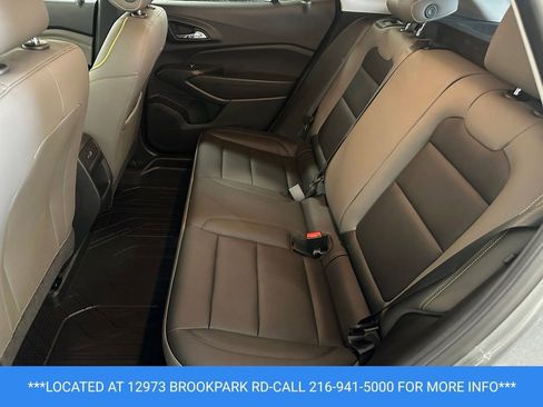 Used 2025 Chevrolet Trax ACTIV w/ Sunroof Package FWD image 18