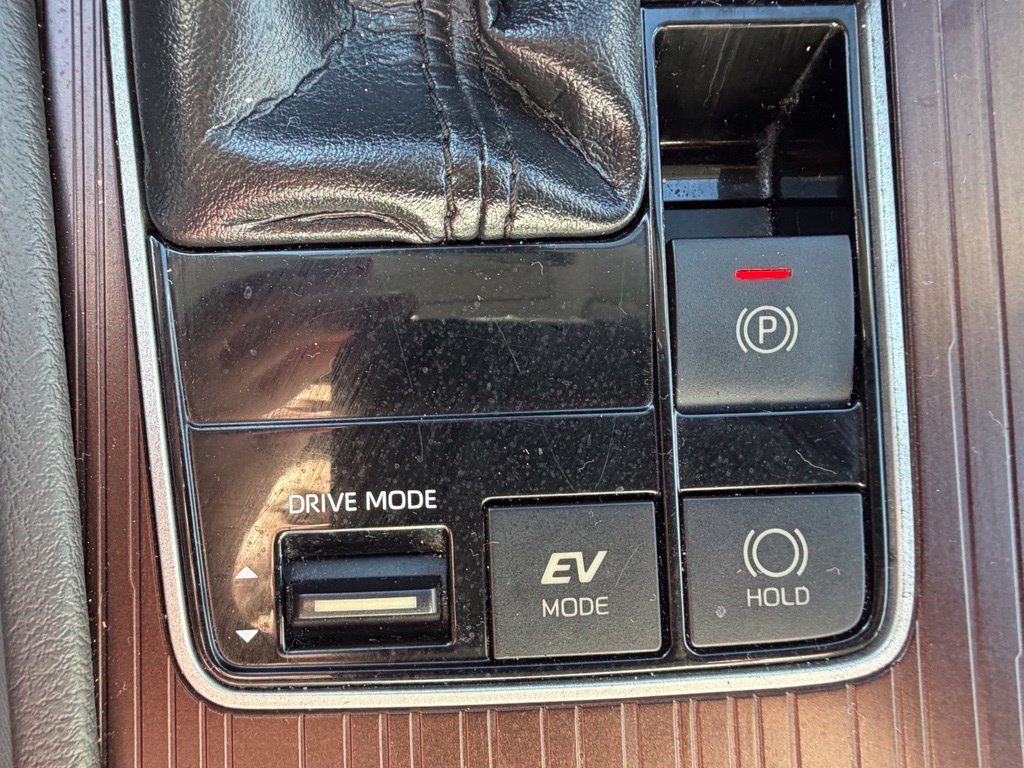 Used 2023 Toyota Sienna LE FWD image 30
