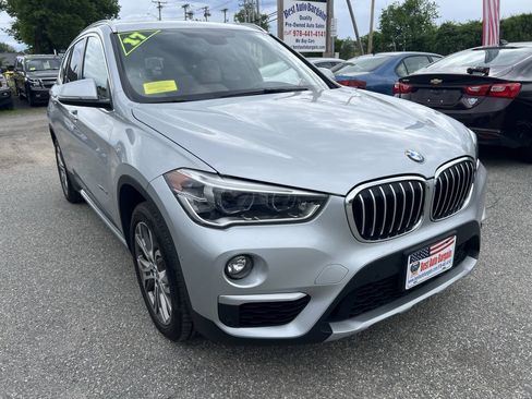 Used 2017 BMW X1 xDrive28i AWD/4WD image 6