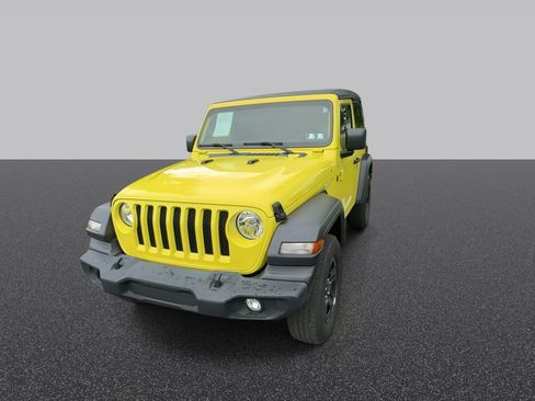 Used 2023 Jeep Wrangler Sport AWD/4WD image 4