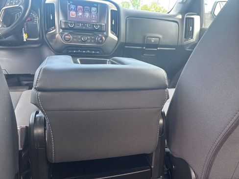 Used 2018 Chevrolet Silverado 1500 LT w/ All Star Edition AWD/4WD image 31