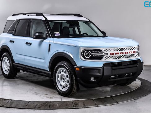 Used 2025 Ford Bronco Sport Heritage w/ Convenience Package AWD/4WD image 1