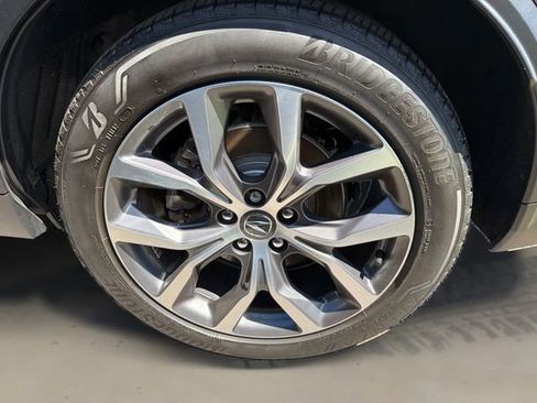 Used 2024 Acura MDX SH-AWD w/ Technology Package image 10