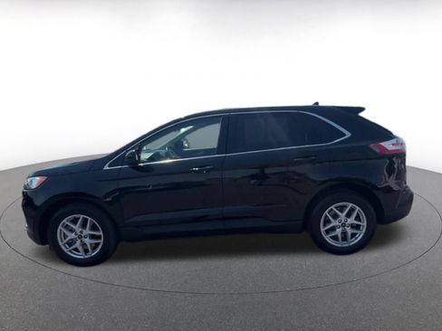 Used 2024 Ford Edge SEL image 9