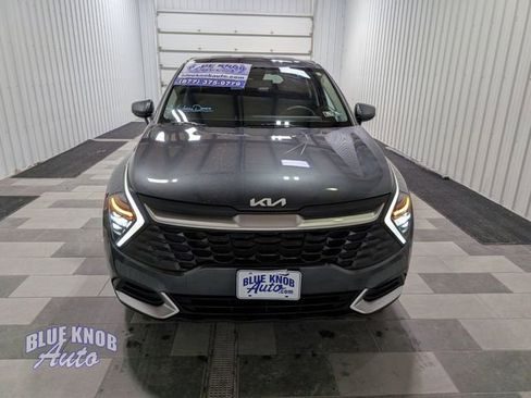 Used 2025 Kia Sportage LX image 6