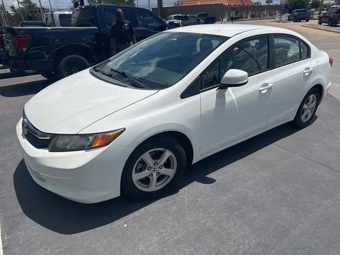 Used 2012 Honda Civic Natural Gas image 3