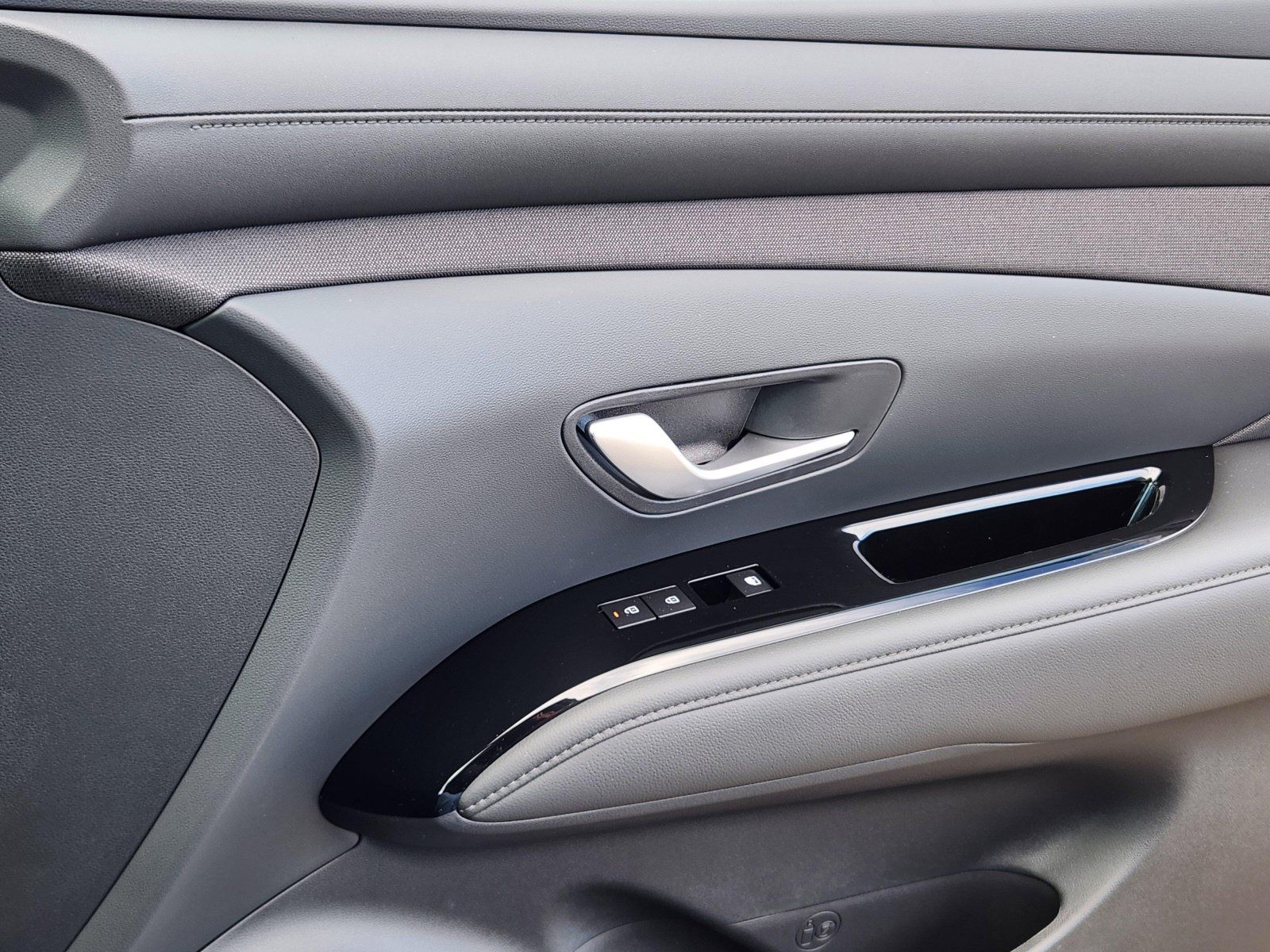 New 2026 Hyundai Tucson Limited AWD/4WD image 13