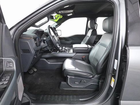 Used 2023 Ford F150 Lightning Lariat image 8