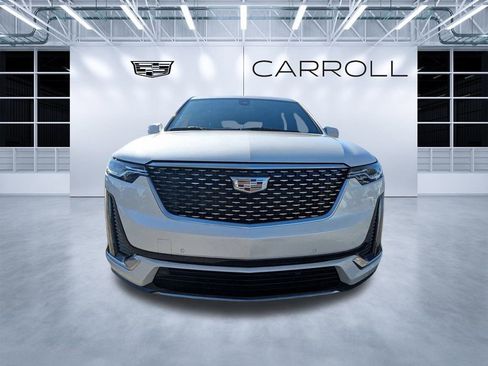 Used 2022 Cadillac XT6 Premium Luxury image 8