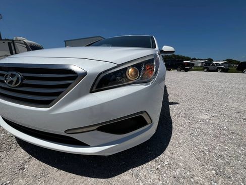 Used 2017 Hyundai Sonata SE w/ Cargo Package FWD image 24