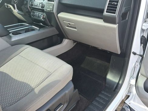 Used 2017 Ford F150 XLT w/ Equipment Group 302A Luxury AWD/4WD image 68