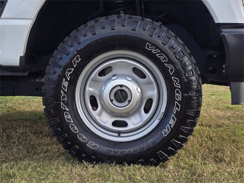 Used 2024 Ford F250 XL w/ XL Off-Road Package image 13