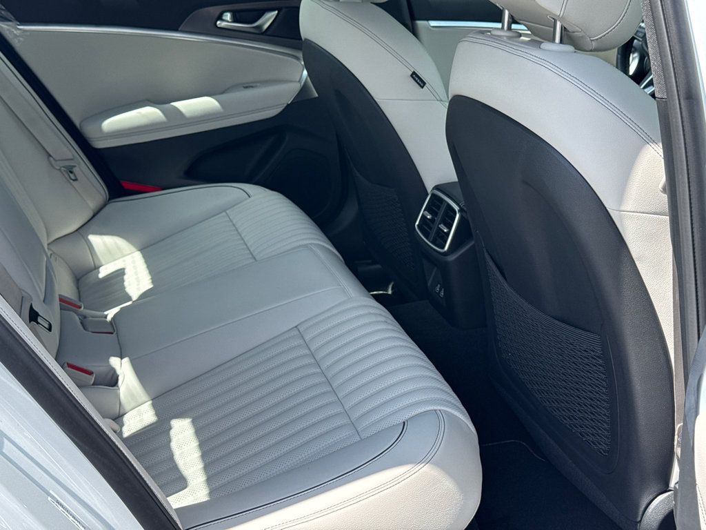 New 2026 Genesis G70 3.3T Sport Prestige RWD image 15