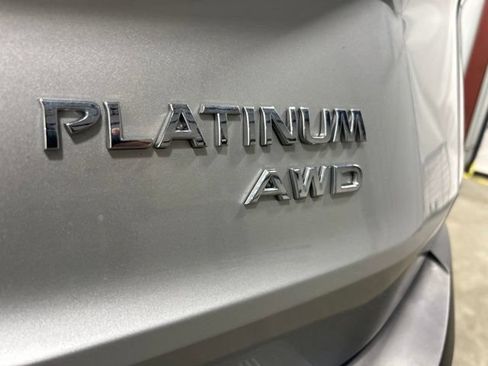 Used 2023 Nissan Rogue Platinum w/ Platinum Premium Package AWD/4WD image 9