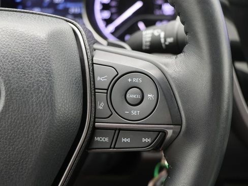 Used 2024 Toyota Camry SE image 22