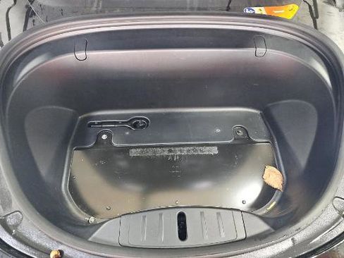 Used 2018 Tesla Model 3 Long Range image 12