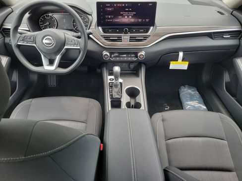 New 2026 Nissan Altima 2.5 SV FWD image 16
