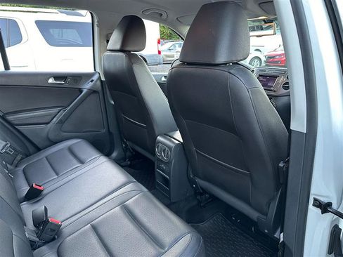 Used 2017 Volkswagen Tiguan S AWD/4WD image 18