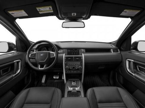 Used 2017 Land Rover Discovery Sport HSE image 8