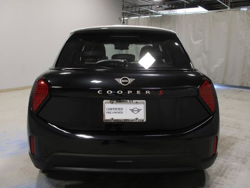 Certified 2025 MINI Cooper S image 7