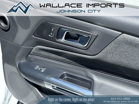 Used 2025 Ford Mustang GT RWD image 38