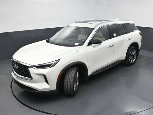 Used 2023 INFINITI QX60 Luxe w/ Cargo Package FWD image 36