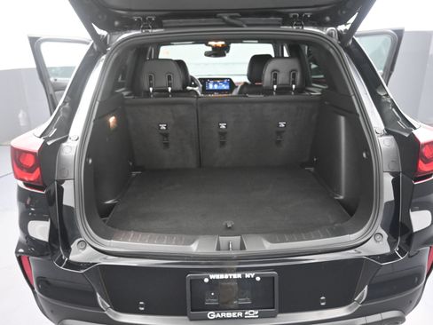 Used 2024 Chevrolet TrailBlazer RS w/ Convenience Package AWD/4WD image 40