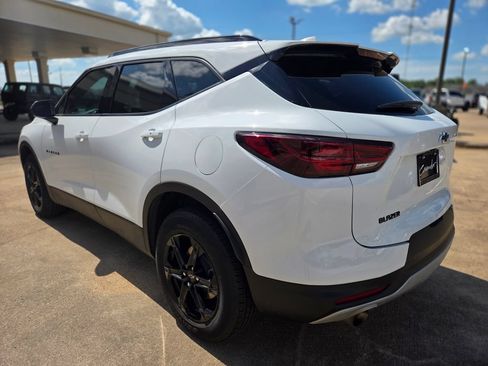 Used 2024 Chevrolet Blazer LT w/ Convenience Package FWD image 7