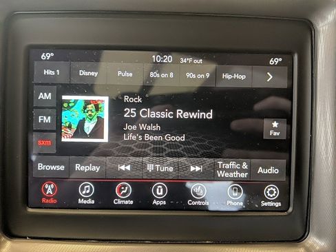 Used 2023 Dodge Challenger SXT w/ Cold Weather Group image 17