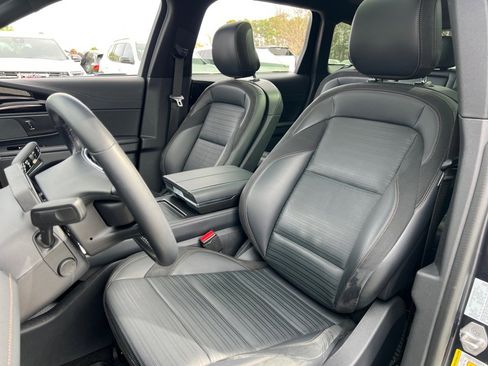 Used 2024 Lincoln Nautilus Reserve w/ Equipment Group 202A image 30