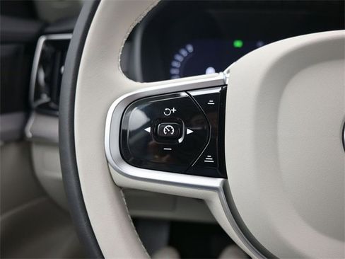 New 2026 Volvo XC90 B6 Ultra image 26