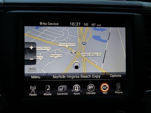 Used 2016 RAM 1500 Laramie w/ Convenience Group image 19