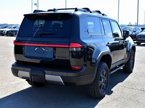 Used 2025 Lexus GX 550 image 3