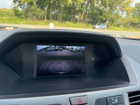 Used 2011 Honda Odyssey EX-L image 21