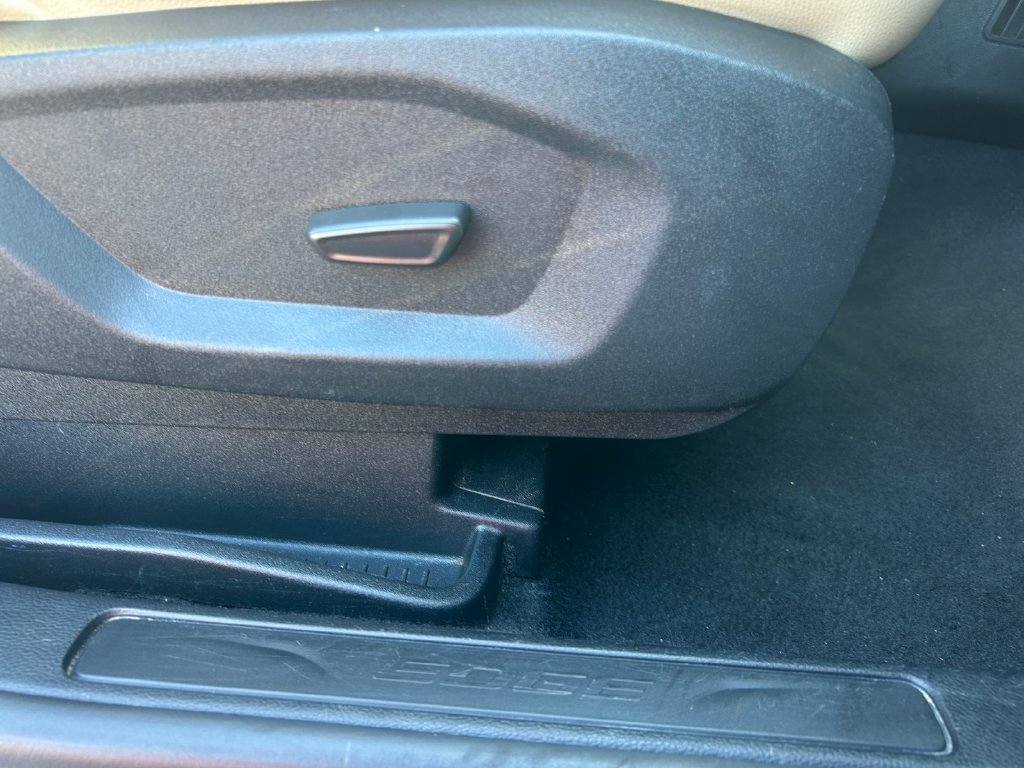Used 2024 Ford Edge SEL AWD/4WD image 25