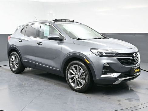 Used 2021 Buick Encore GX Essence w/ Experience Buick Package image 3