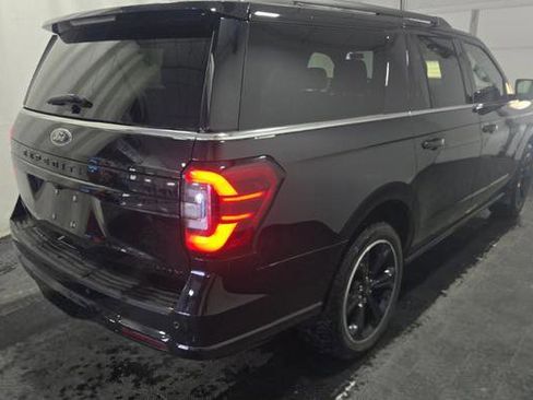 Used 2024 Ford Expedition Max Limited image 4