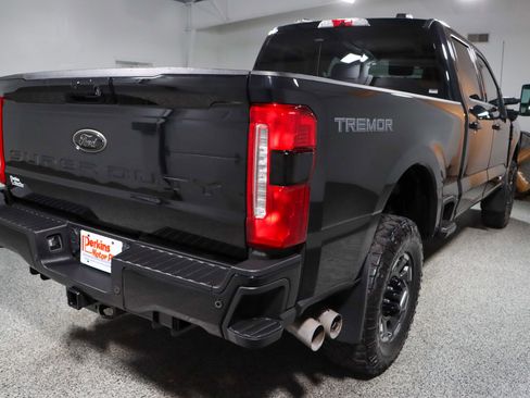 Used 2024 Ford F250 Lariat w/ Lariat Ultimate Package image 7