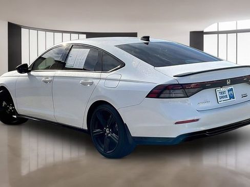 Used 2023 Honda Accord Sport image 4
