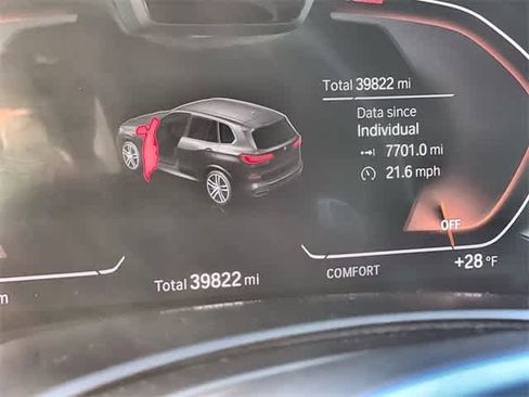 Used 2022 BMW X5 sDrive40i w/ M Sport Package image 19
